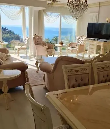 Deniz Manzarali Jakuzili Kral Dairesi Apartamento
