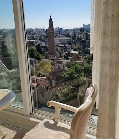 Deniz Manzarali Jakuzili Kral Dairesi 아파트 안탈리아
