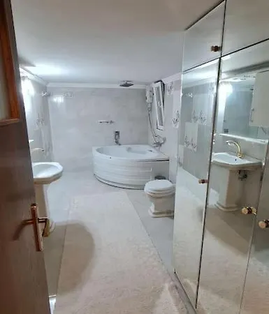 Apartmán Deniz Manzarali Jakuzili Kral Dairesi
